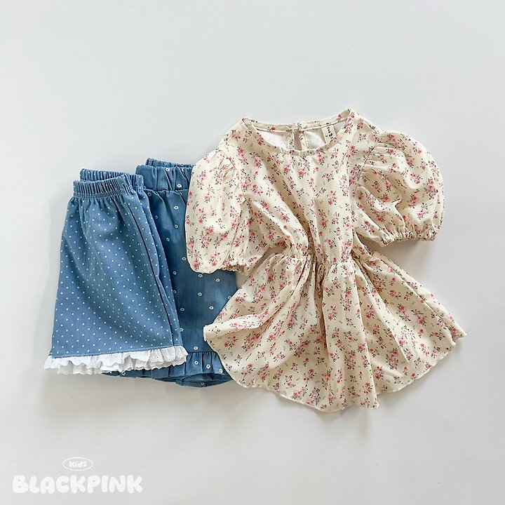 Black Pink - Korean Children Fashion - #Kfashion4kids - Small Flower Puff Blouse - 8