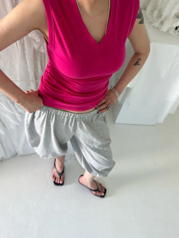 Chavi - Korean Women Fashion - #momslook - V-Shirring Sleeveless Tee - 5