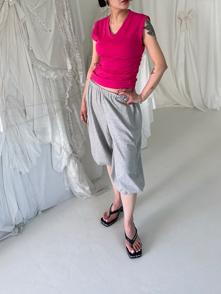 Chavi - Korean Women Fashion - #momslook - V-Shirring Sleeveless Tee - 7