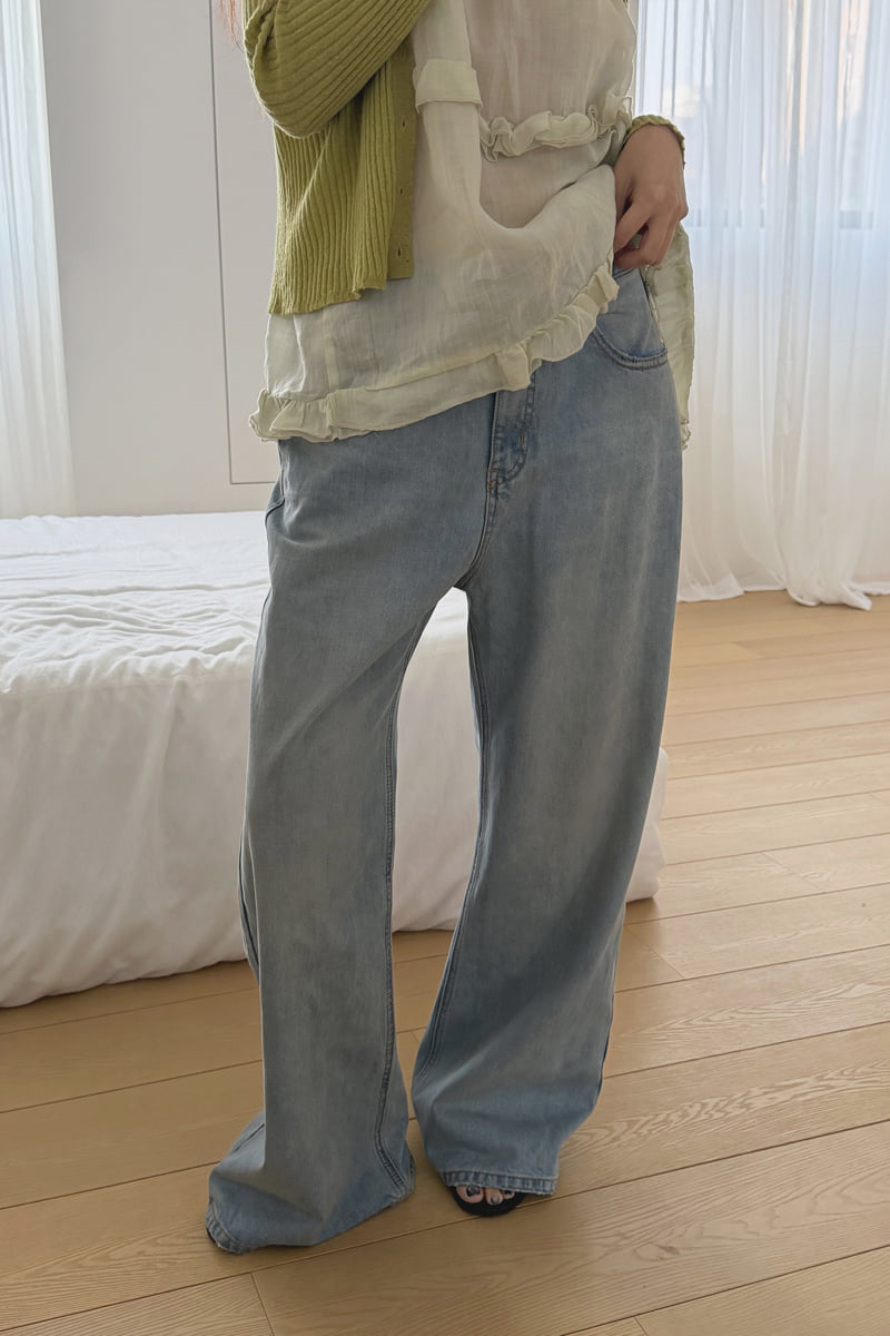 Connaught - Korean Women Fashion - #momslook - Camden Wide Bootcut Denim - 3
