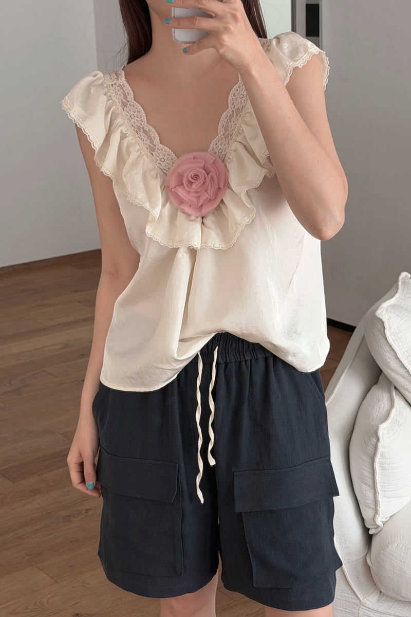 Connaught - Korean Women Fashion - #momslook - Gathered Cami Blouse