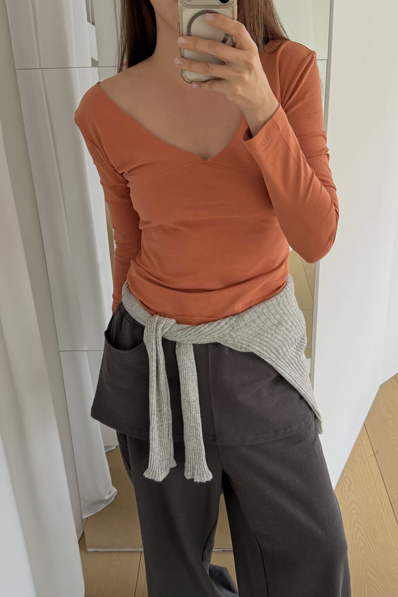 Connaught - Korean Women Fashion - #womensfashion - Comfort V-Neck Tee - 5