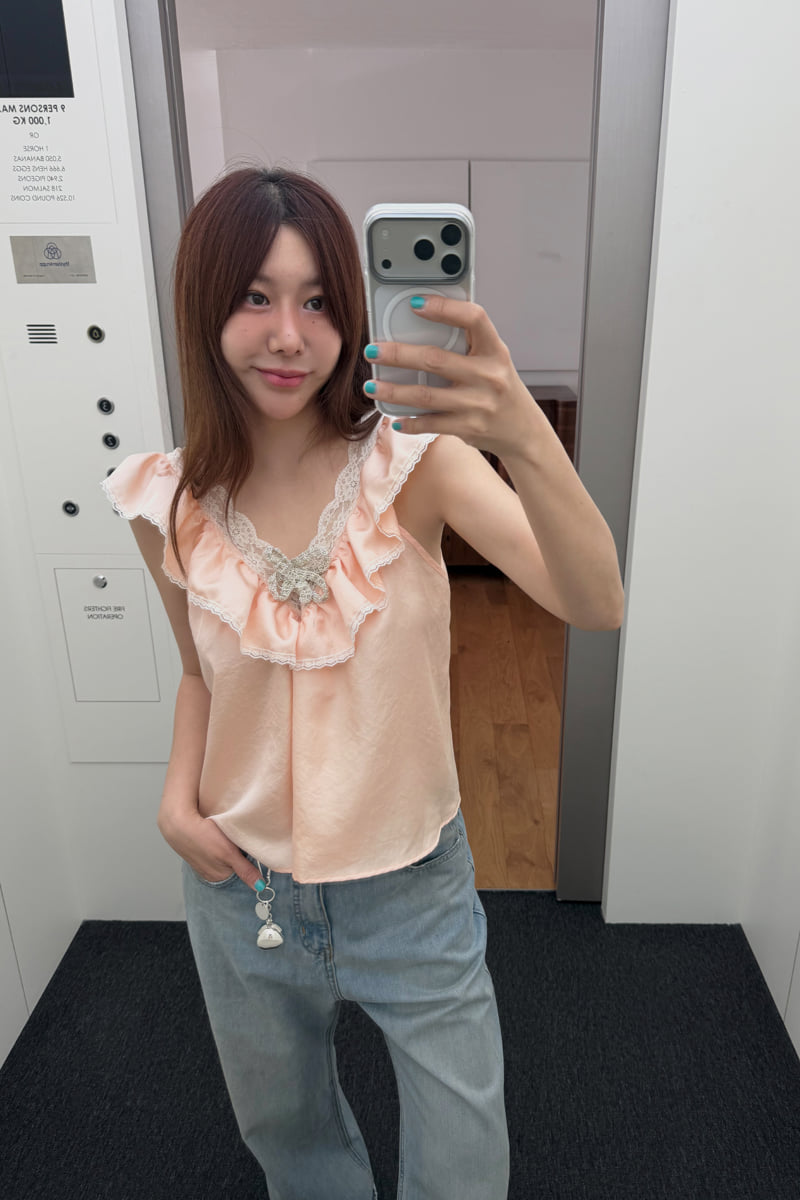 Connaught - Korean Women Fashion - #momslook - Gathered Cami Blouse - 4