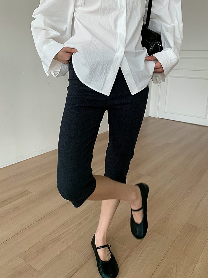 Cover - Korean Women Fashion - #momslook - Capri Banding Pants