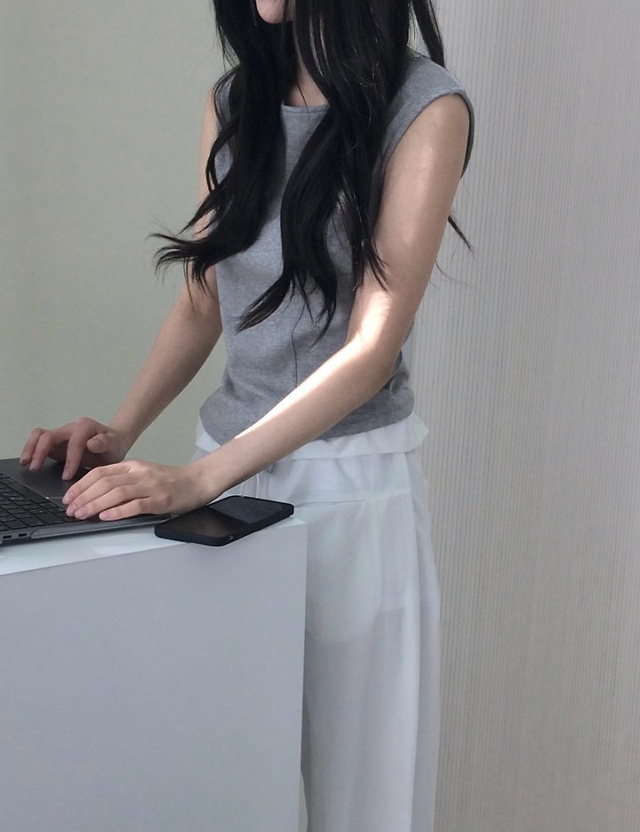 Cover - Korean Women Fashion - #pursuepretty - Unbalanced Boat Neck Sleeveless Top - 2
