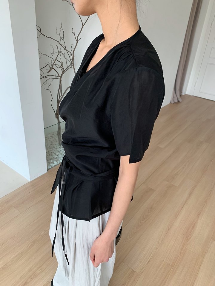 Cover - Korean Women Fashion - #restrostyle - Round Double Wrap Shirt - 7