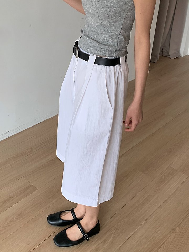 Cover - Korean Women Fashion - #restrostyle - Wide Banding Bermuda Pants - 6