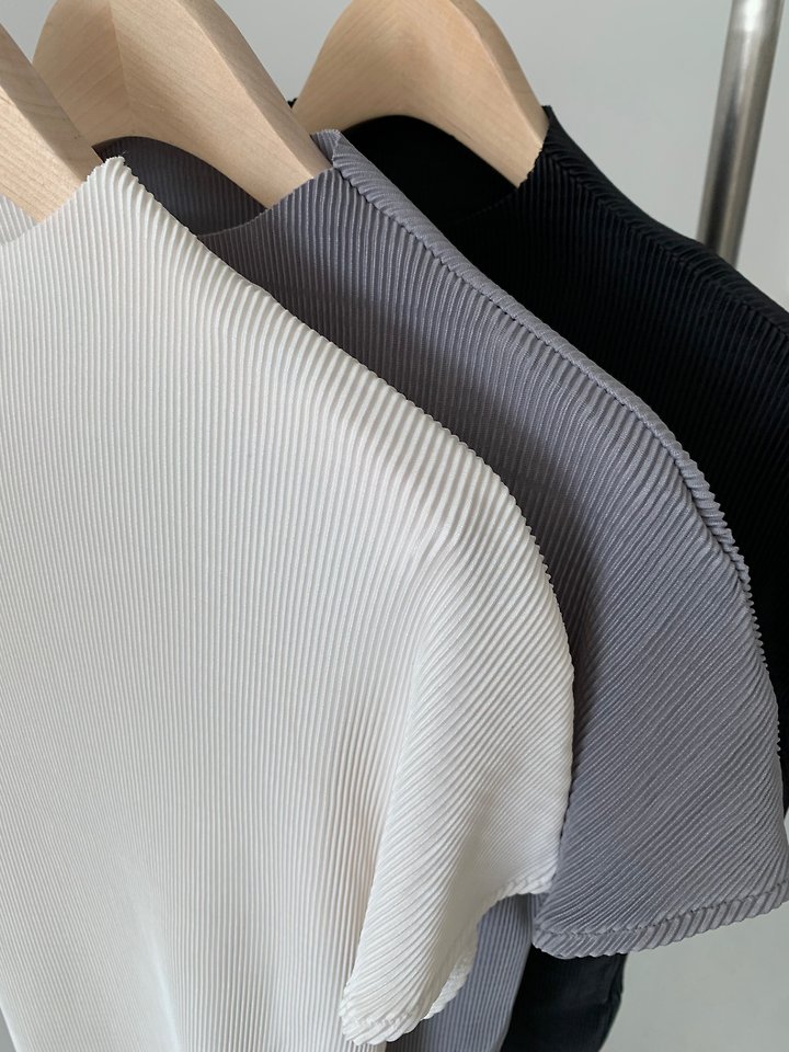 Cover - Korean Women Fashion - #vintageinspired - Pleated Tee - 9