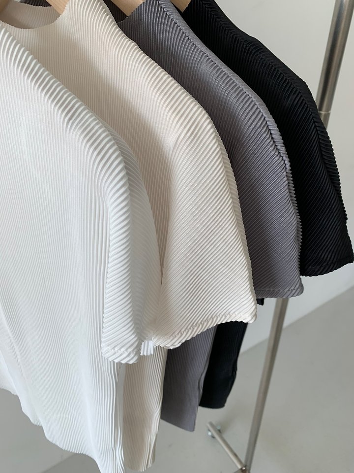 Cover - Korean Women Fashion - #vintagekidsstyle - Pleated Tee - 10
