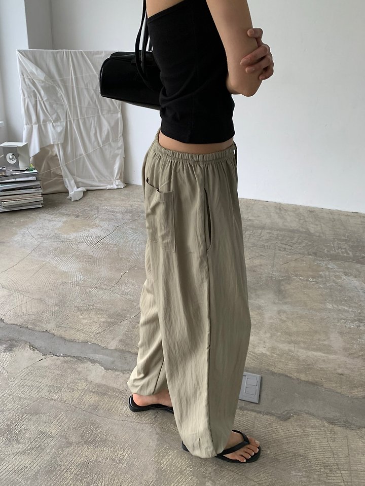Cover - Korean Women Fashion - #womensfashion - Root Balloon Jogger Pants - 3