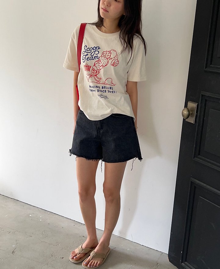 Diana - Korean Women Fashion - #restrostyle - Scoop Tee - 2