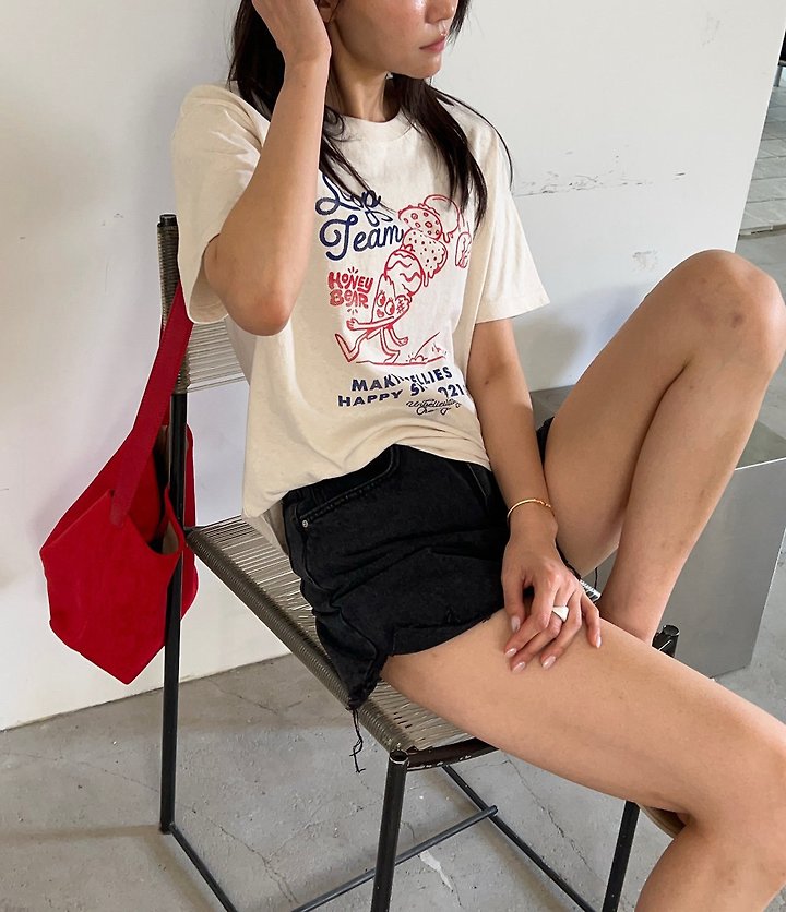 Diana - Korean Women Fashion - #romanticstyle - Scoop Tee - 4