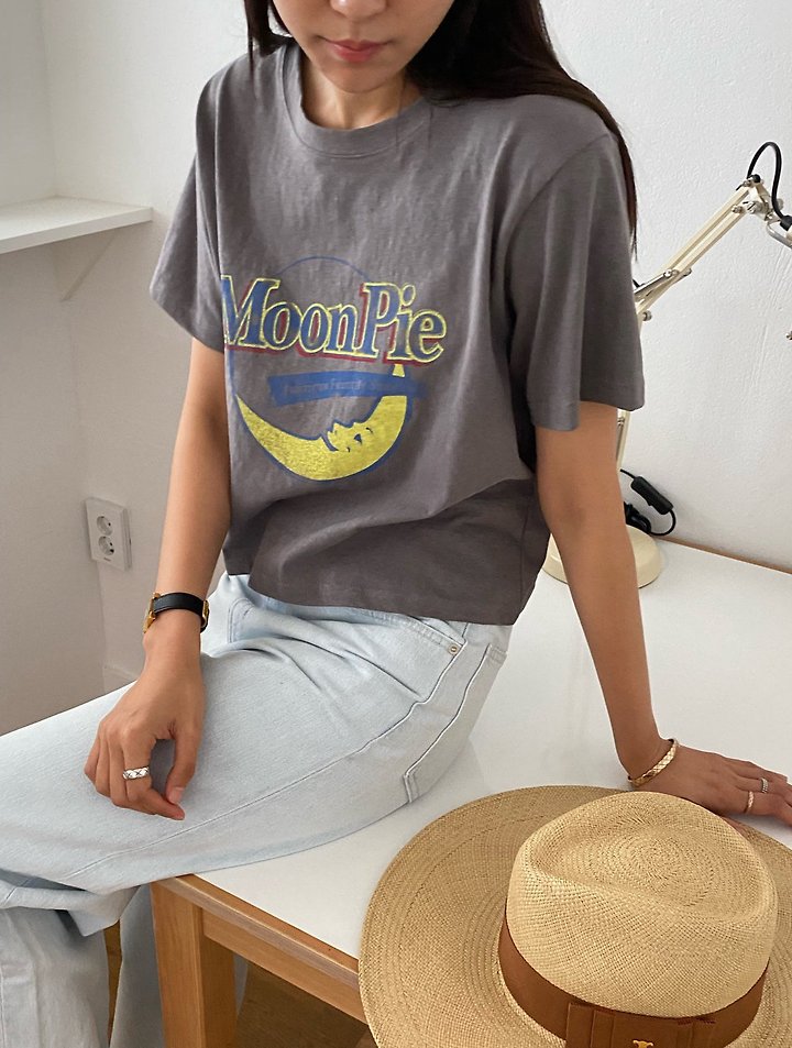 Diana - Korean Women Fashion - #thatsdarling - Moon Pie Tee - 7