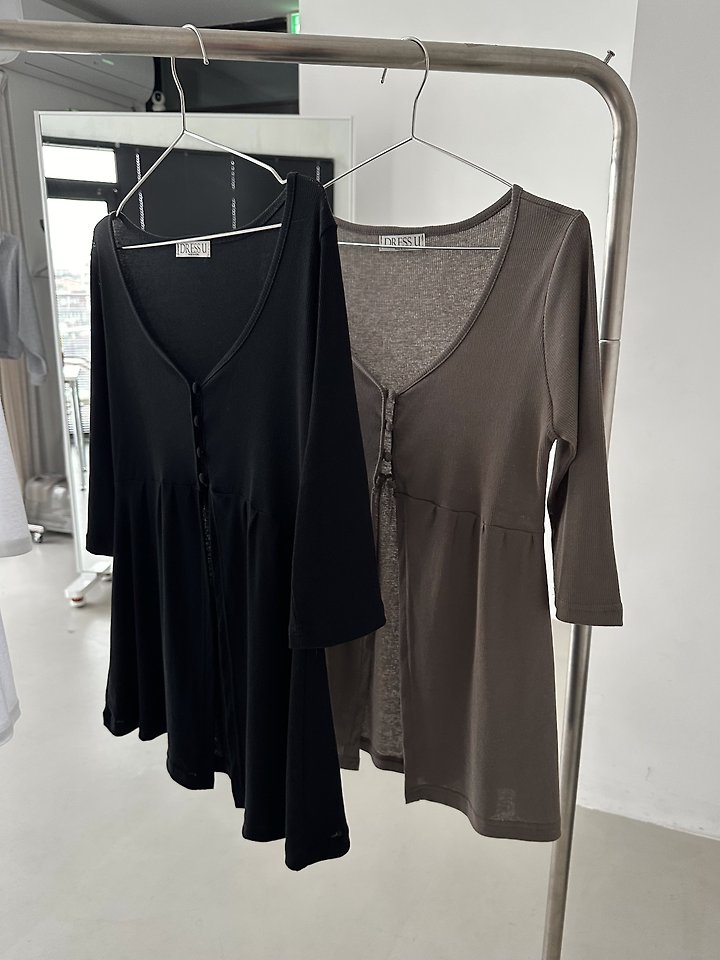 Dress U - Korean Women Fashion - #momslook - Flare V-Neck Tee - 3