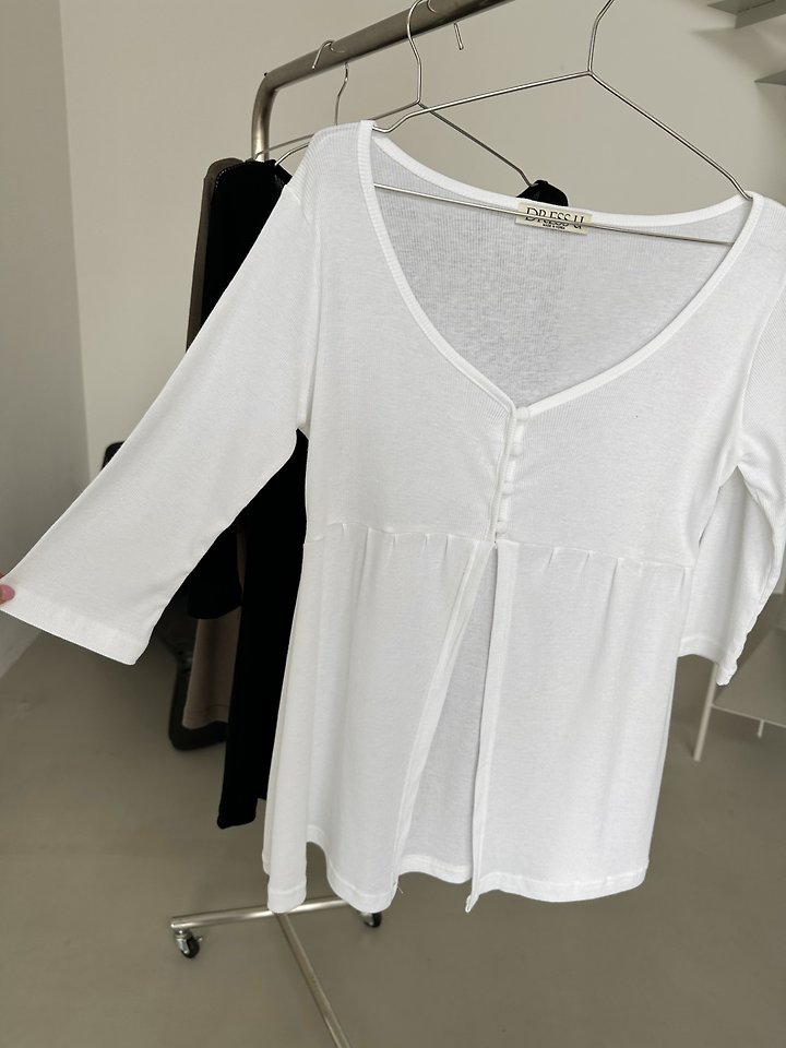 Dress U - Korean Women Fashion - #momslook - Flare V-Neck Tee - 7