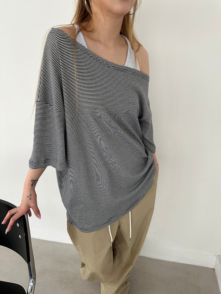 Dress U - Korean Women Fashion - #momslook - Loose Marine Tee - 4