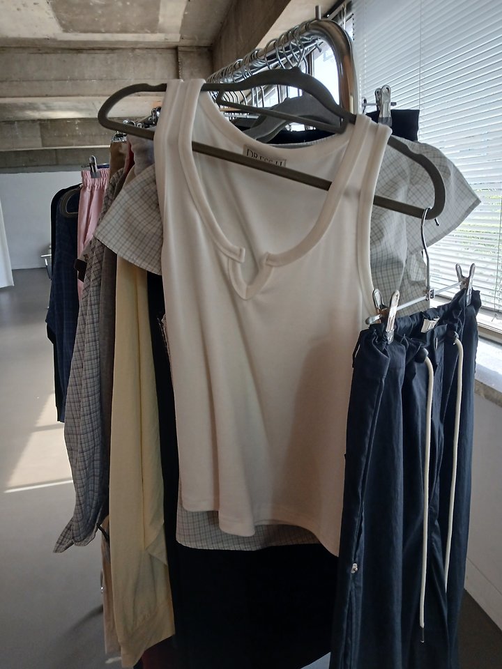 Dress U - Korean Women Fashion - #momslook - Soft V-Neck Sleeveless Top - 10