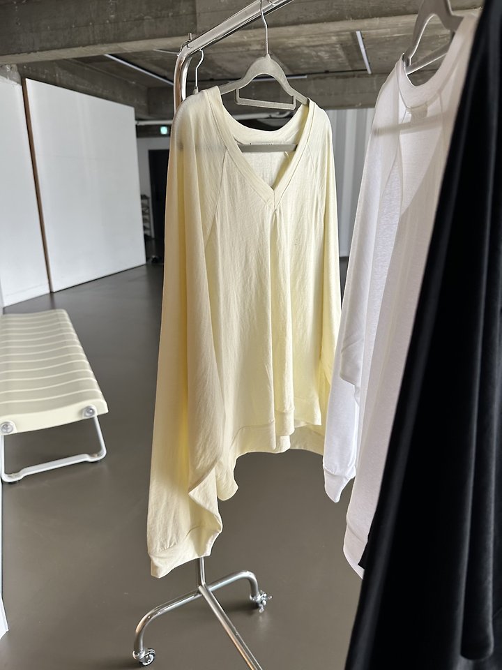 Dress U - Korean Women Fashion - #romanticstyle - Cooling V-Box Tee - 3