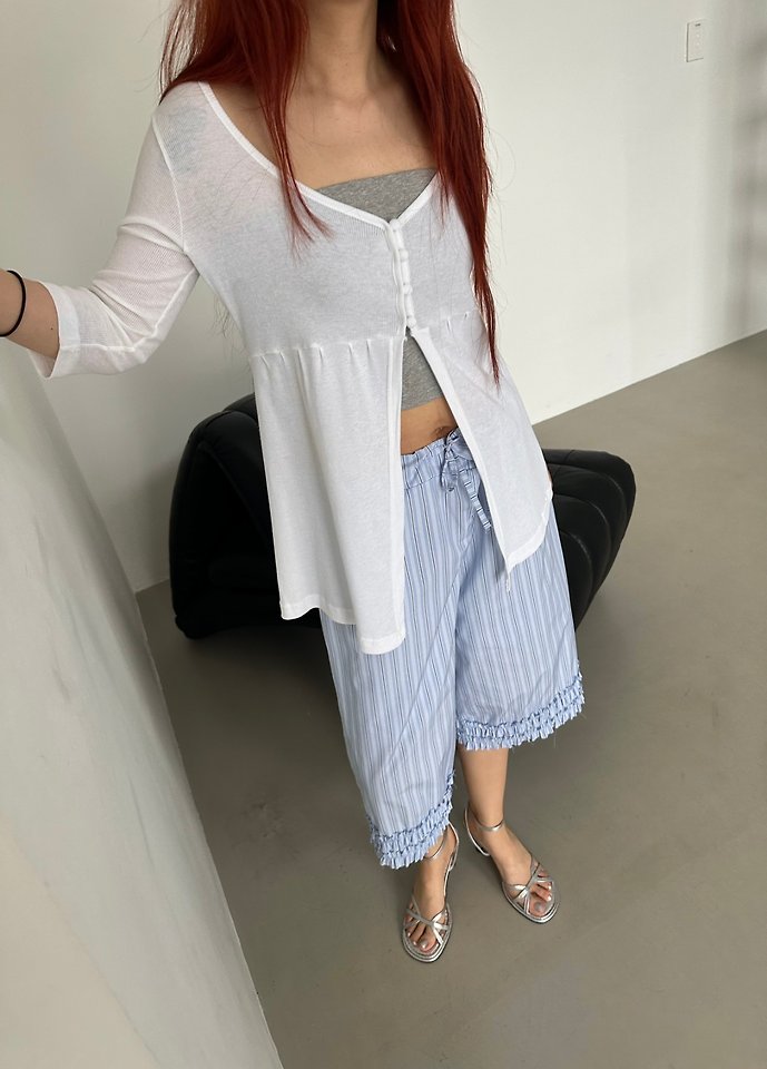 Dress U - Korean Women Fashion - #womensfashion - Flare V-Neck Tee - 12