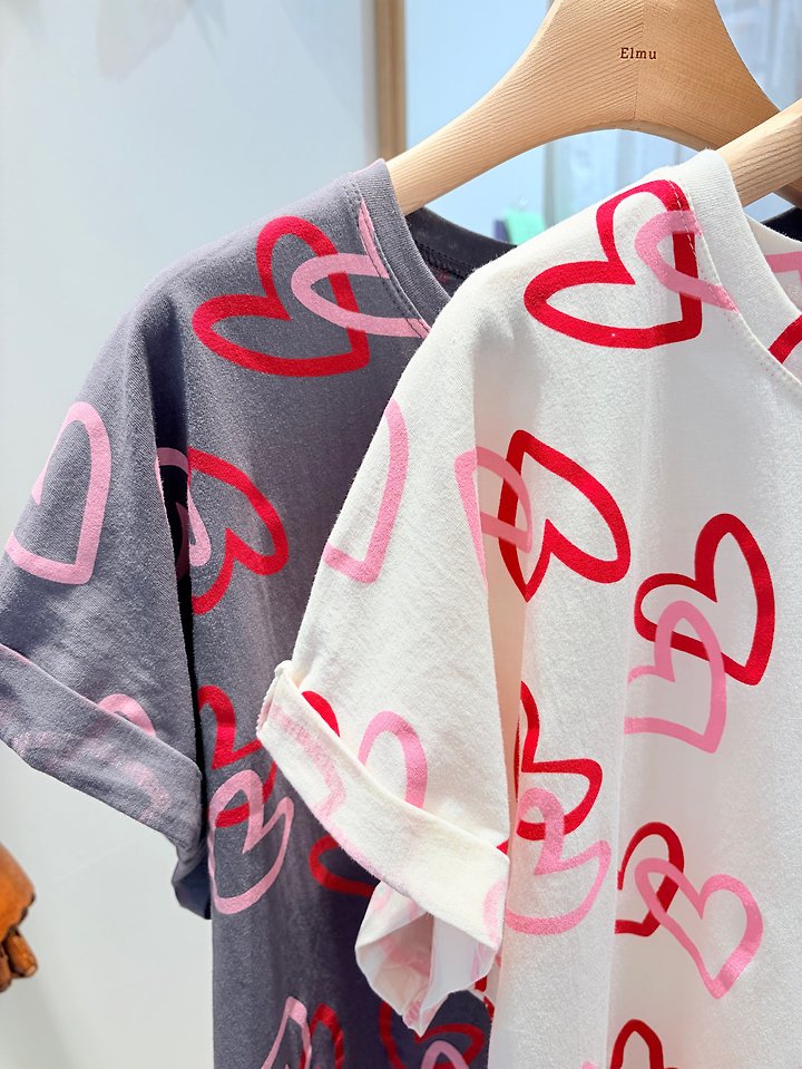 Elmu - Korean Women Fashion - #shopsmall - Heart Short Sleeve Tee - 2