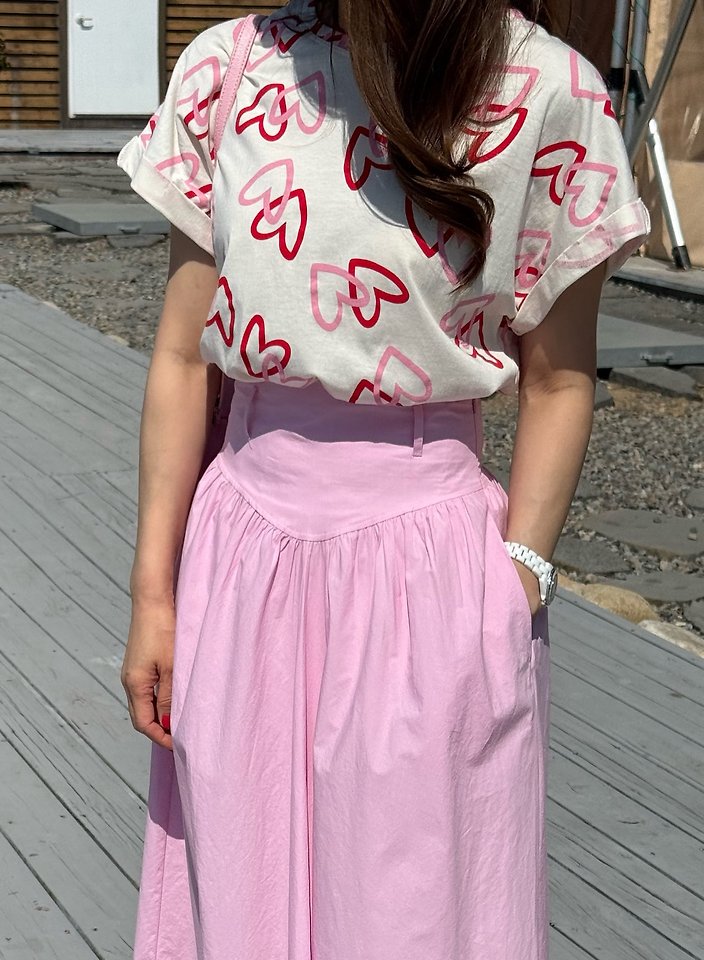 Elmu - Korean Women Fashion - #womensfashion - Heart Short Sleeve Tee - 6