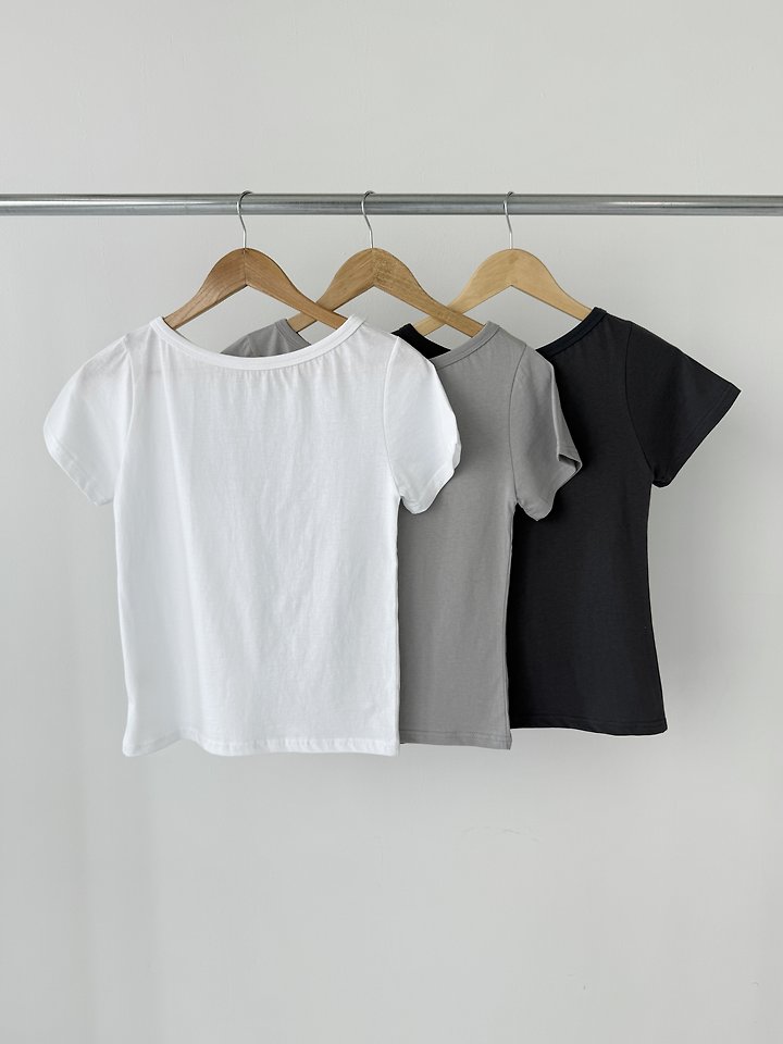 Enten - Korean Women Fashion - #vintagekidsstyle - Silky Tee