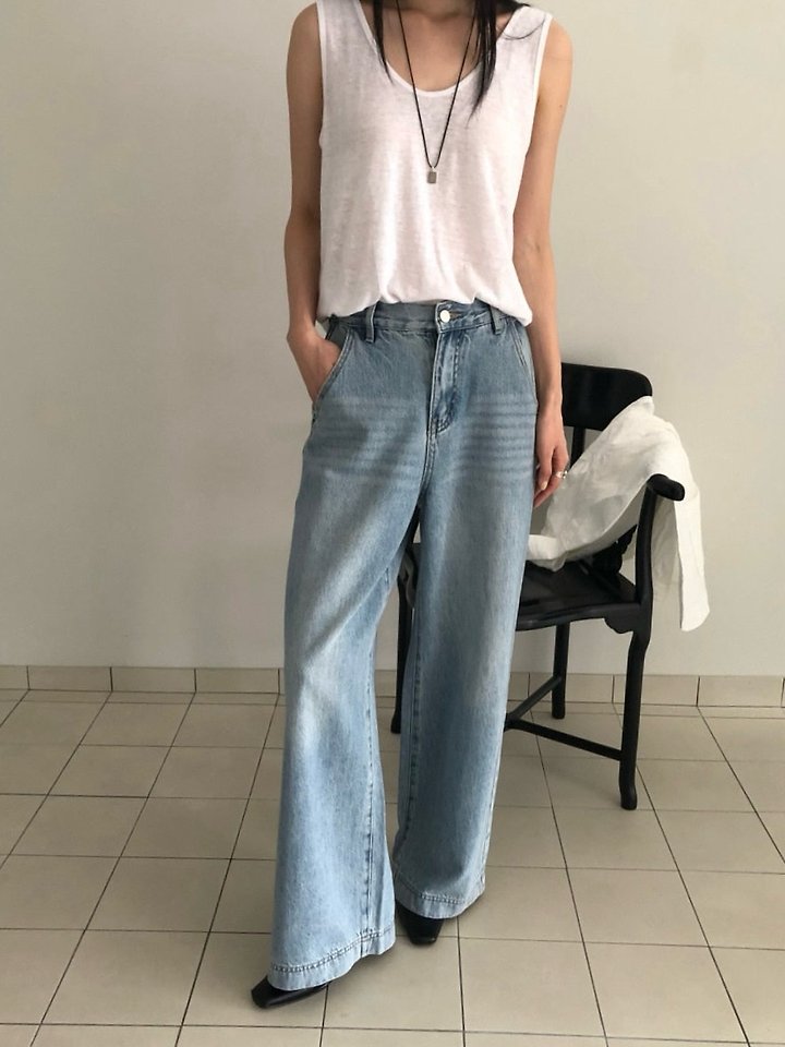 Heize - Korean Women Fashion - #momslook - Blossom Denim Pants - 3