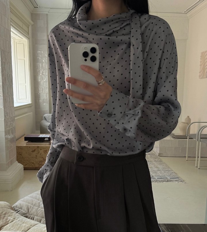 Heize - Korean Women Fashion - #momslook - Dot Blouse