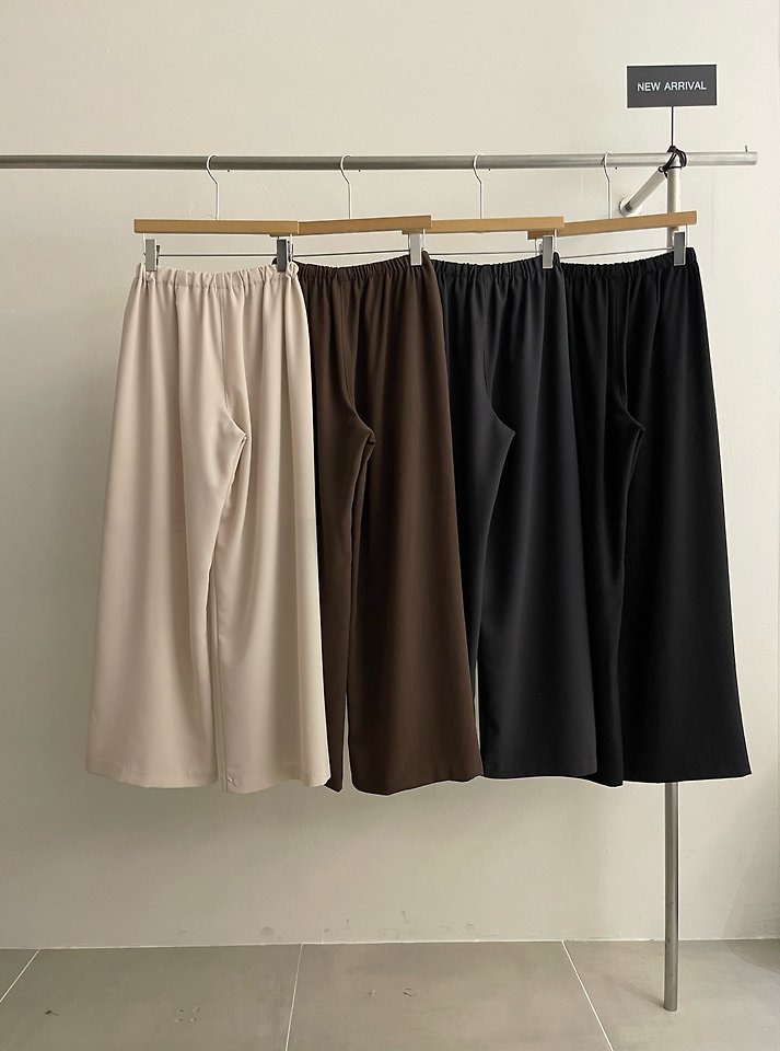 Heize - Korean Women Fashion - #momslook - Hearts Banding Pants - 11