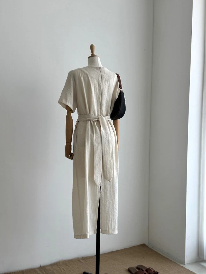 Heize - Korean Women Fashion - #restrostyle - Twisted One-piece - 6