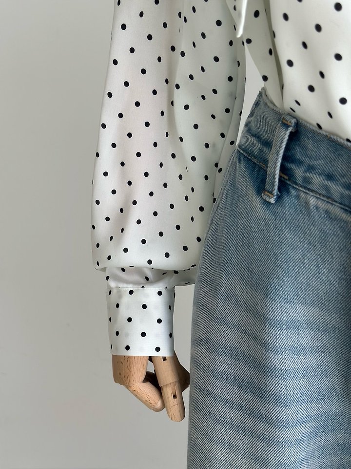 Heize - Korean Women Fashion - #romanticstyle - Dot Blouse - 8