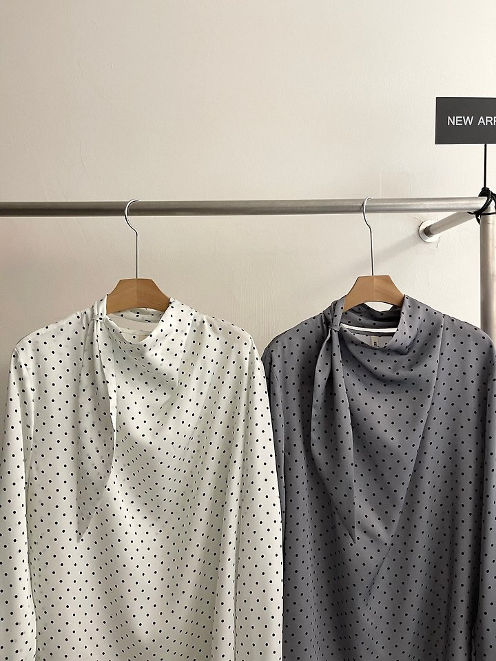 Heize - Korean Women Fashion - #thatsdarling - Dot Blouse - 10