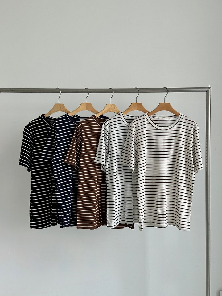 Heize - Korean Women Fashion - #vintagekidsstyle - Pipi Tee