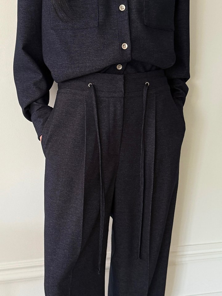 Heize - Korean Women Fashion - #womensfashion - Denim Banding Pants - 3