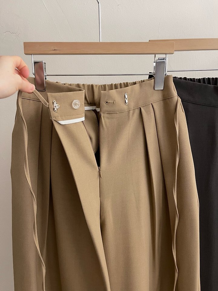 Heize - Korean Women Fashion - #womensfashion - Wrap Banding Pants - 11