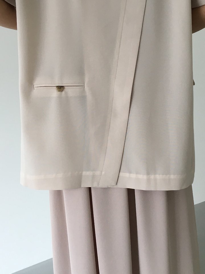 Heize - Korean Women Fashion - #womensfashion - Hearts Jacket - 11