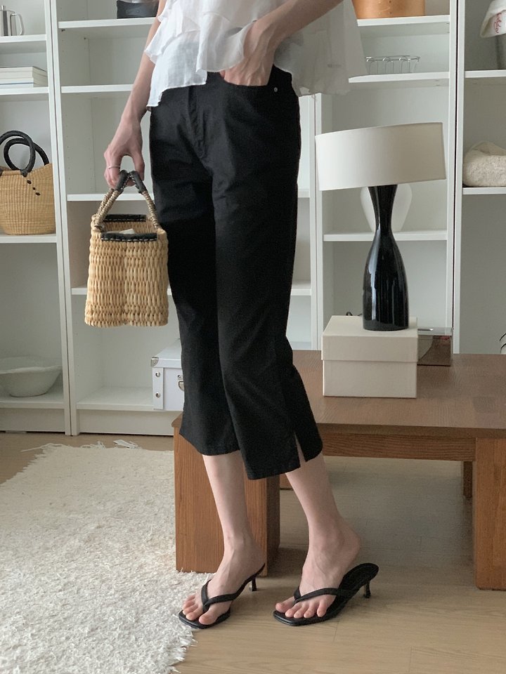 I'm here - Korean Women Fashion - #momslook - 650 Cool Span Capri Pants - 2