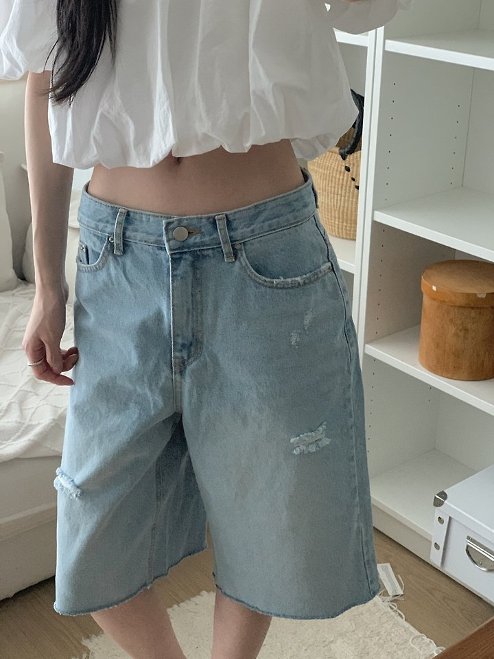 I'm here - Korean Women Fashion - #momslook - 355 Distressed Bermuda Denim Pants Light Blue Distressed Shorts - 4