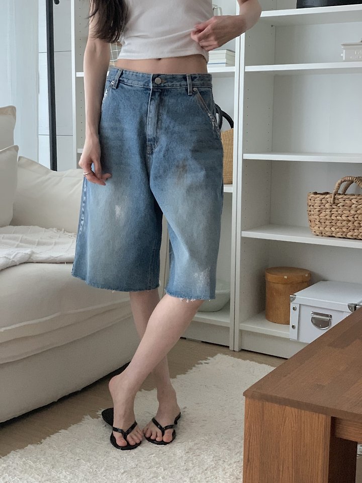 I'm here - Korean Women Fashion - #momslook - 354 Painted Distressed Bermuda Denim Pants - 3
