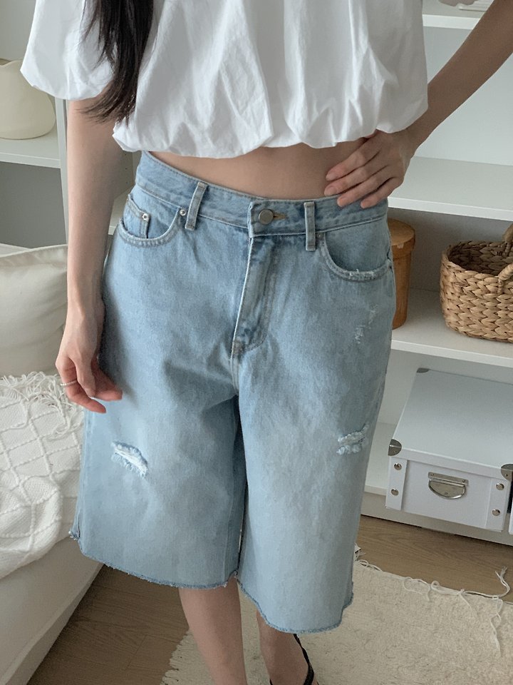 I'm here - Korean Women Fashion - #pursuepretty - 355 Distressed Bermuda Denim Pants Light Blue Distressed Shorts - 9
