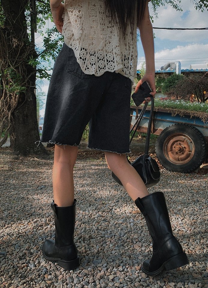 I'm here - Korean Women Fashion - #romanticstyle - 342 Cut-Off Black Denim Shorts - 7