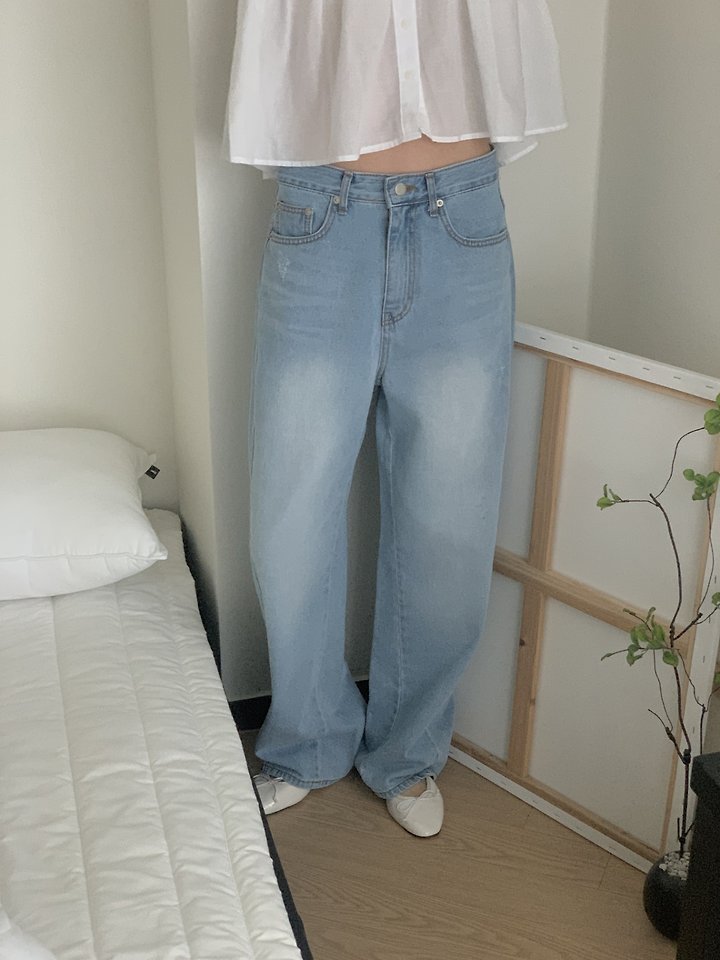 I'm here - Korean Women Fashion - #womensfashion - 914 Light Blue Curved Denim Pants - 11