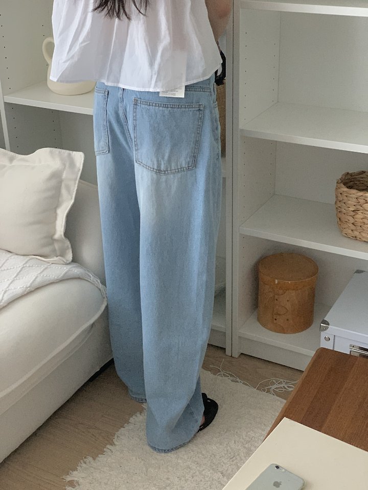 I'm here - Korean Women Fashion - #womensfashion - 914 Light Blue Curved Denim Pants - 9