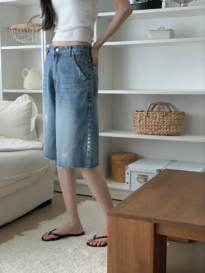 I'm here - Korean Women Fashion - #momslook - 354 Painted Distressed Bermuda Denim Pants - 4