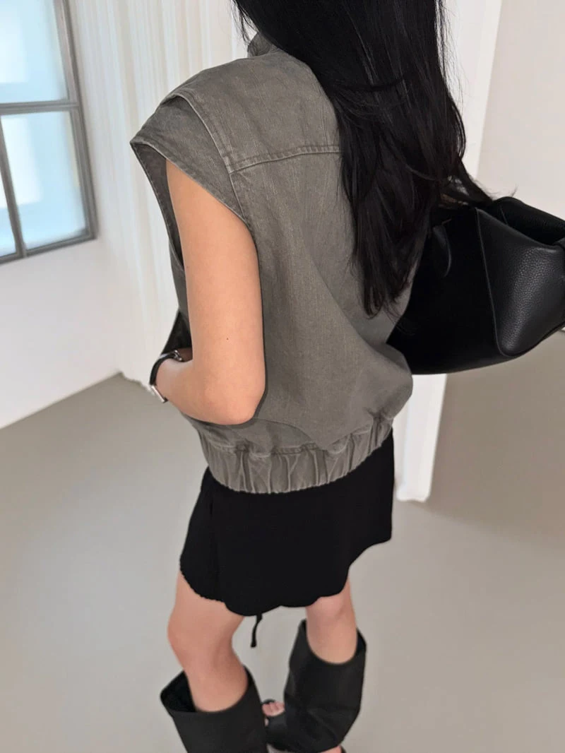 Jade Market - Korean Women Fashion - #momslook - Signature Vest - 9
