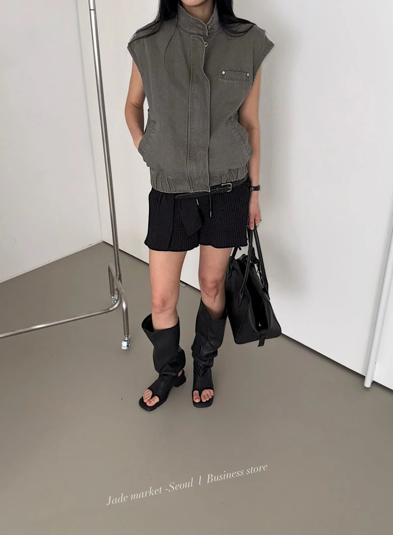 Jade Market - Korean Women Fashion - #thelittlethings - Signature Vest - 2