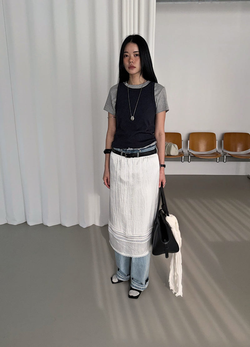 Jade Market - Korean Women Fashion - #thelittlethings - Contrast Layered Tee - 5