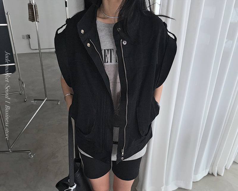 Jade Market - Korean Women Fashion - #womensfashion - Mood Buckle Vest - 3