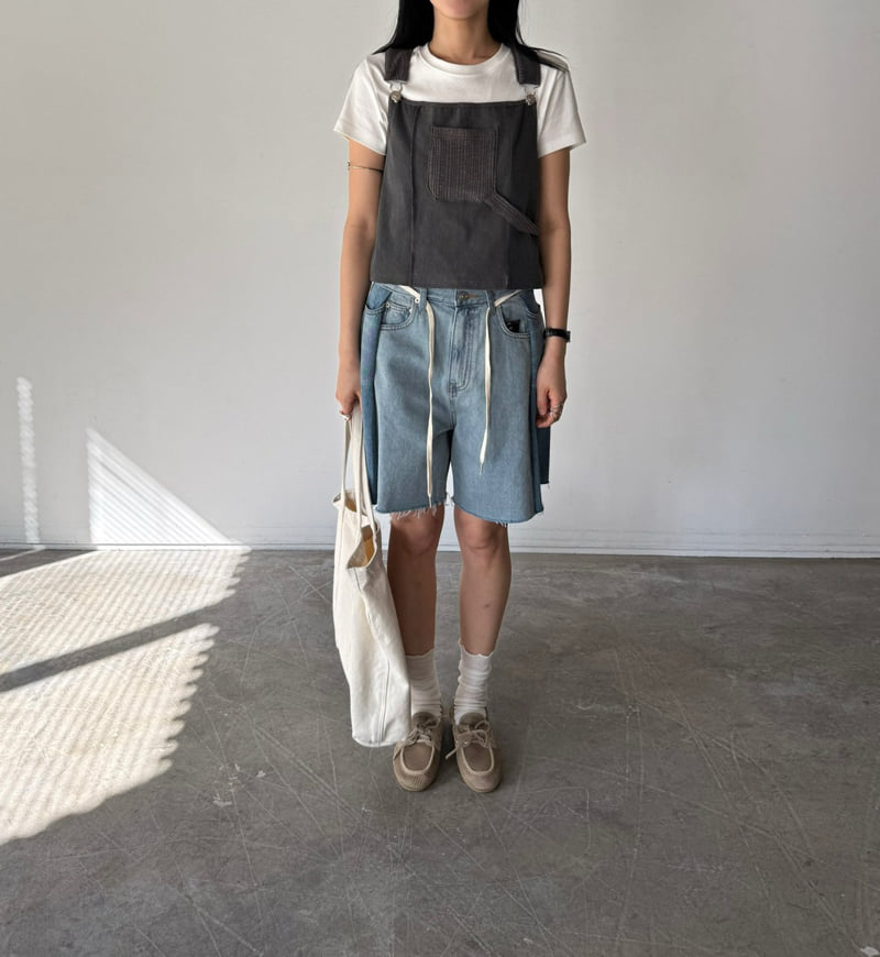 Jade Market - Korean Women Fashion - #womensfashion - Contrast Denim Shorts - 2