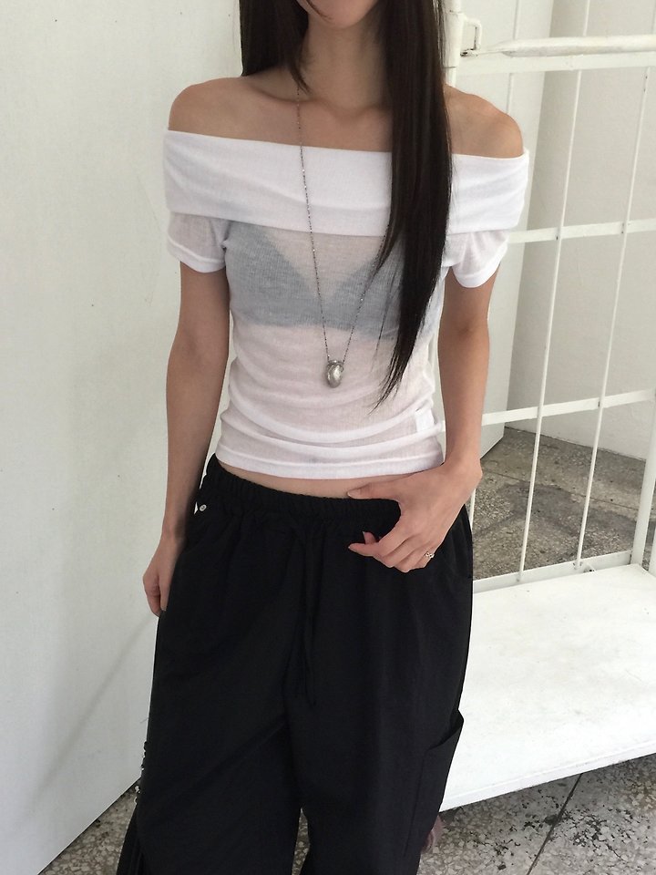 Jeiin - Korean Women Fashion - #momslook - Bron Off-Shoulder Tee - 10